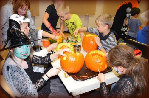 Halloweenský rej strašidel